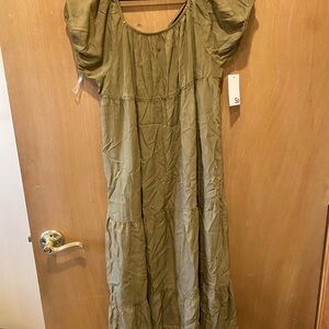 SO Green Puff Sleeve Maxi Sundress